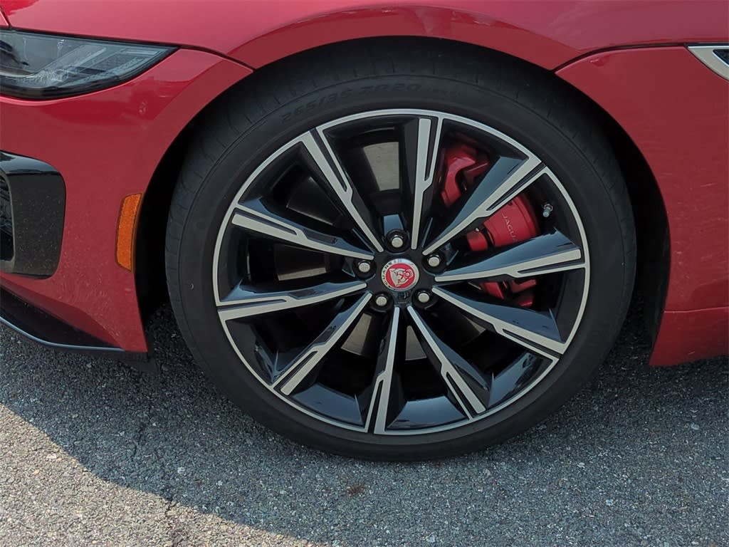 Thumbnail: 2021 Jaguar F-Type - 8