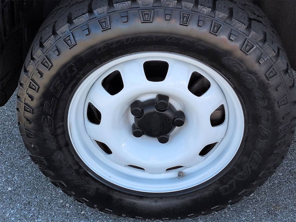 Thumbnail: 2020 Land Rover Defender - 7