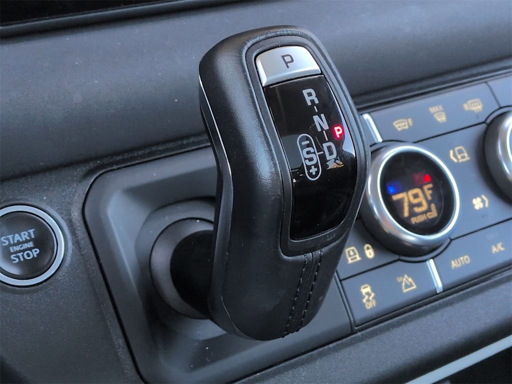 Thumbnail: 2020 Land Rover Defender - 38