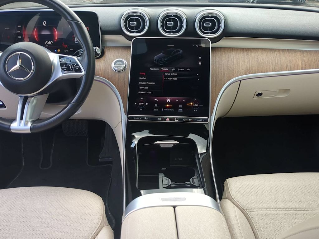 Thumbnail: 2023 Mercedes-Benz C-Class - 13