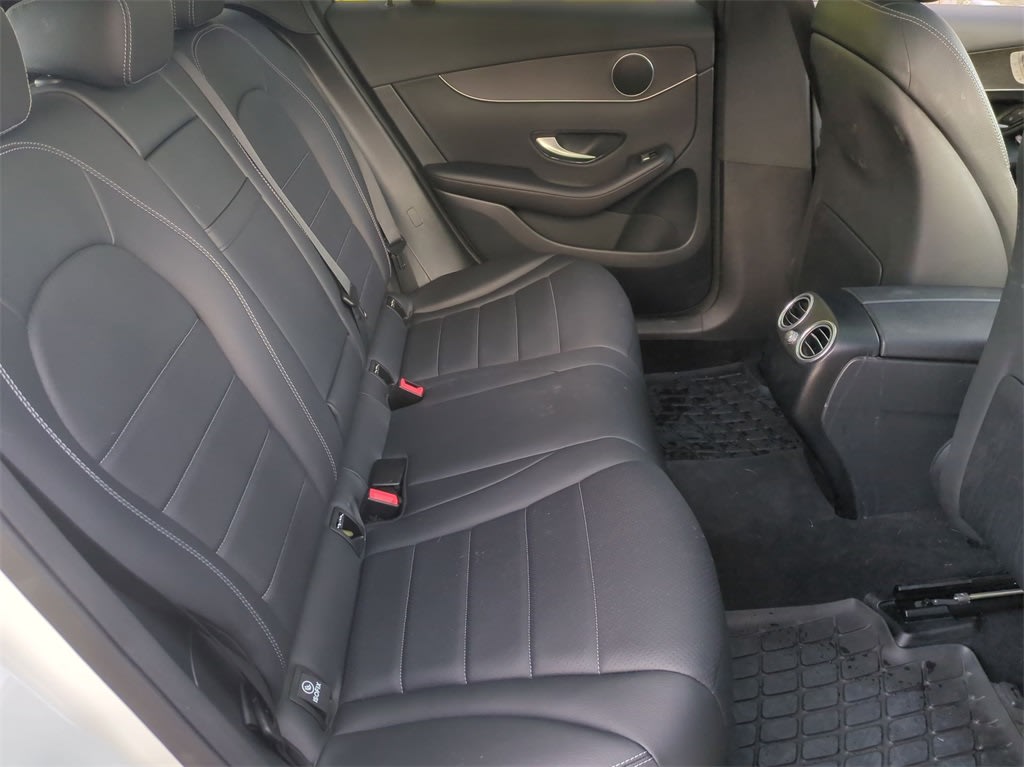 2021 Mercedes-Benz GLC 300 29