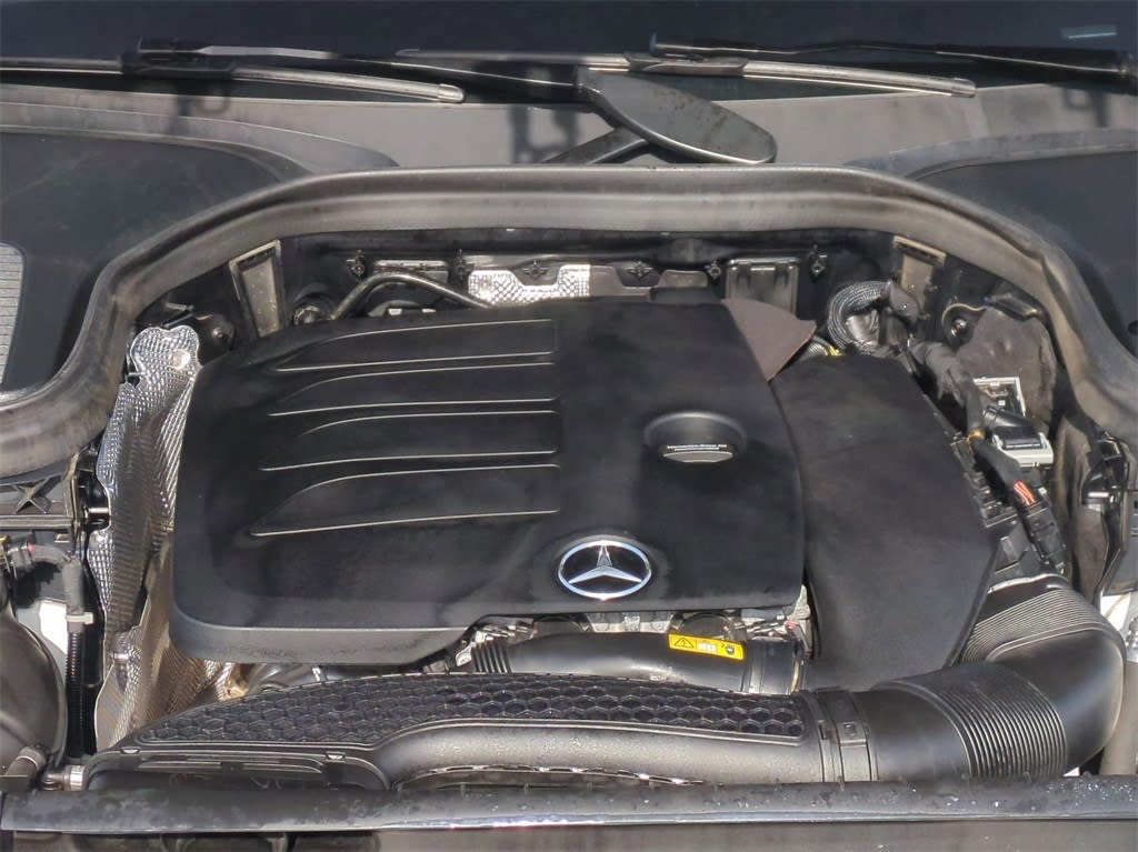 2021 Mercedes-Benz GLC 300 8