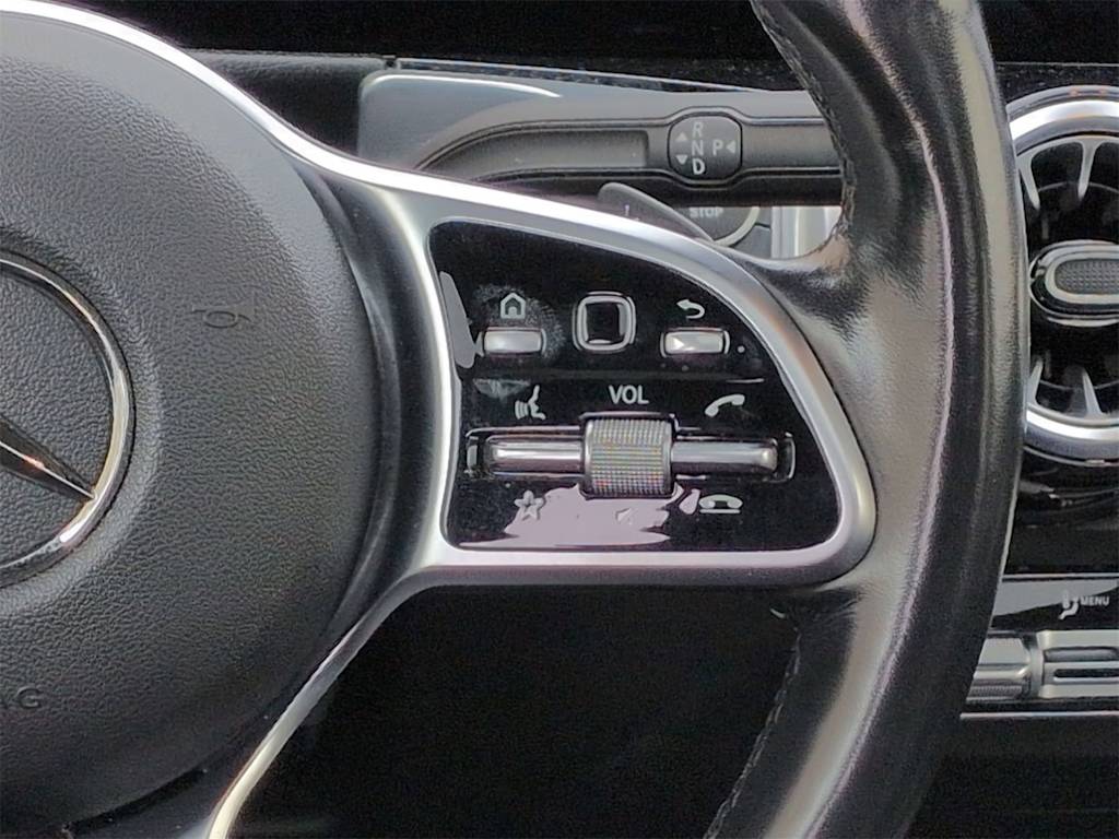 Thumbnail: 2022 Mercedes-Benz GLB - 32