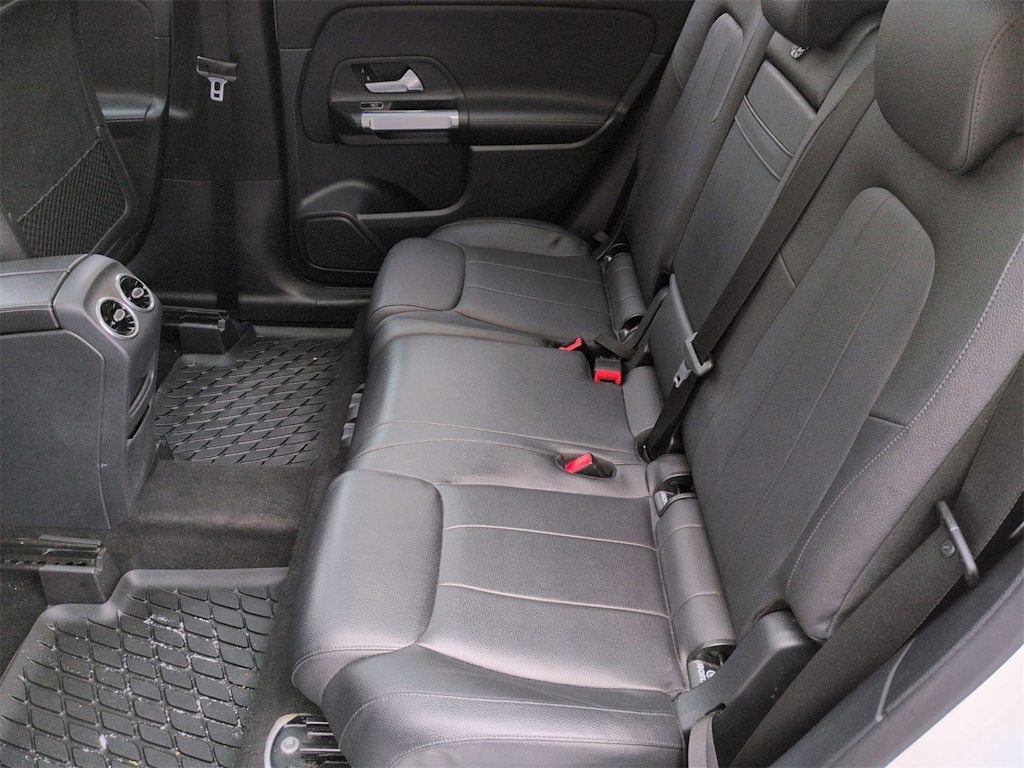 Thumbnail: 2022 Mercedes-Benz GLB - 13