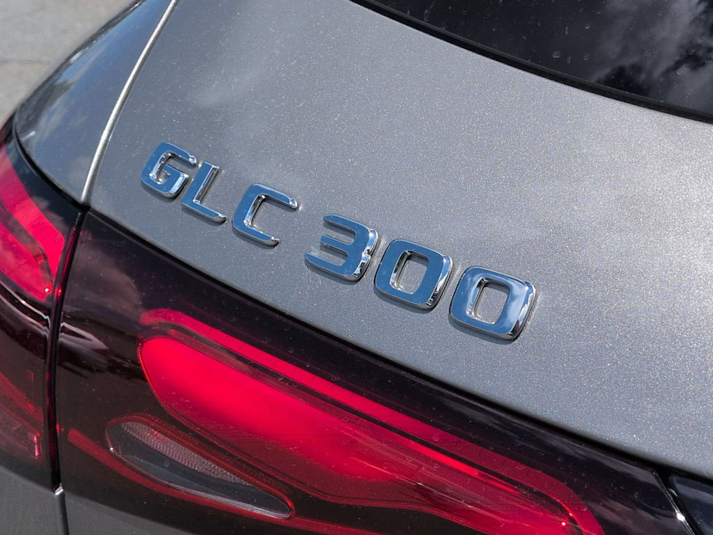 Thumbnail: 2023 Mercedes-Benz GLC - 6