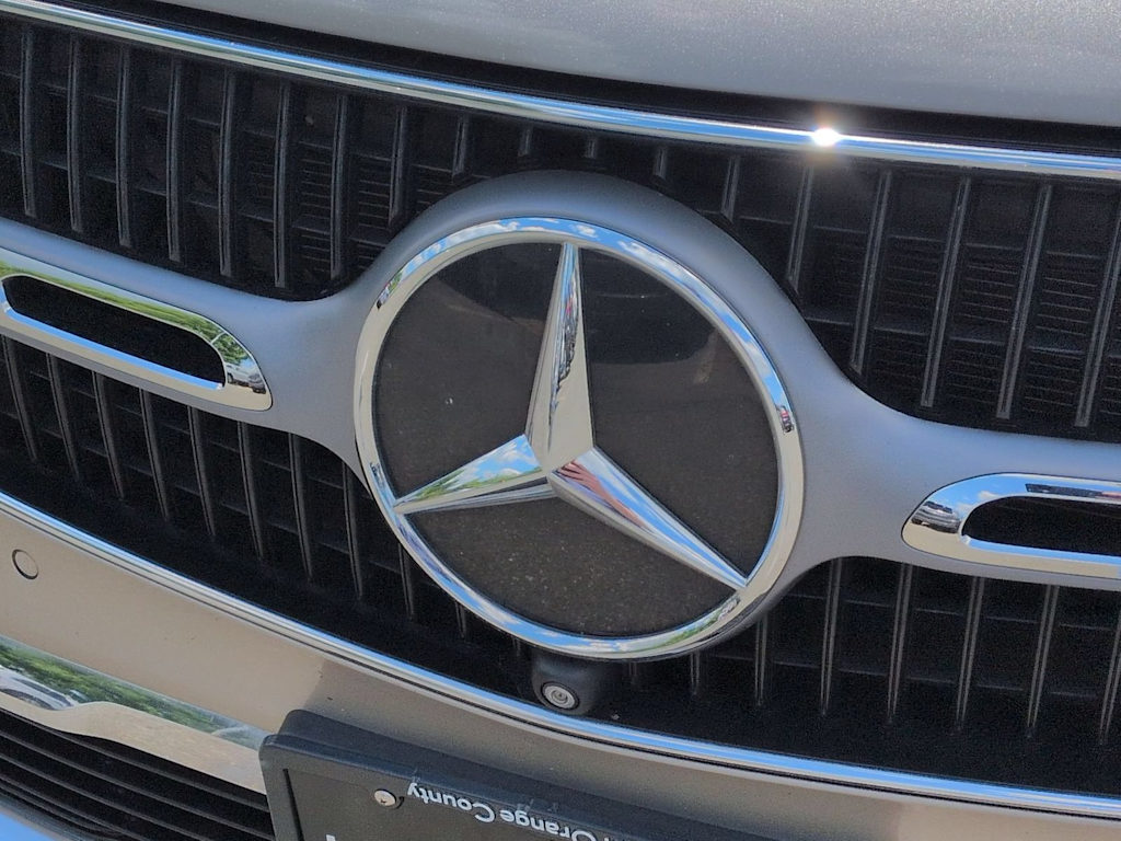 Thumbnail: 2023 Mercedes-Benz GLC - 8