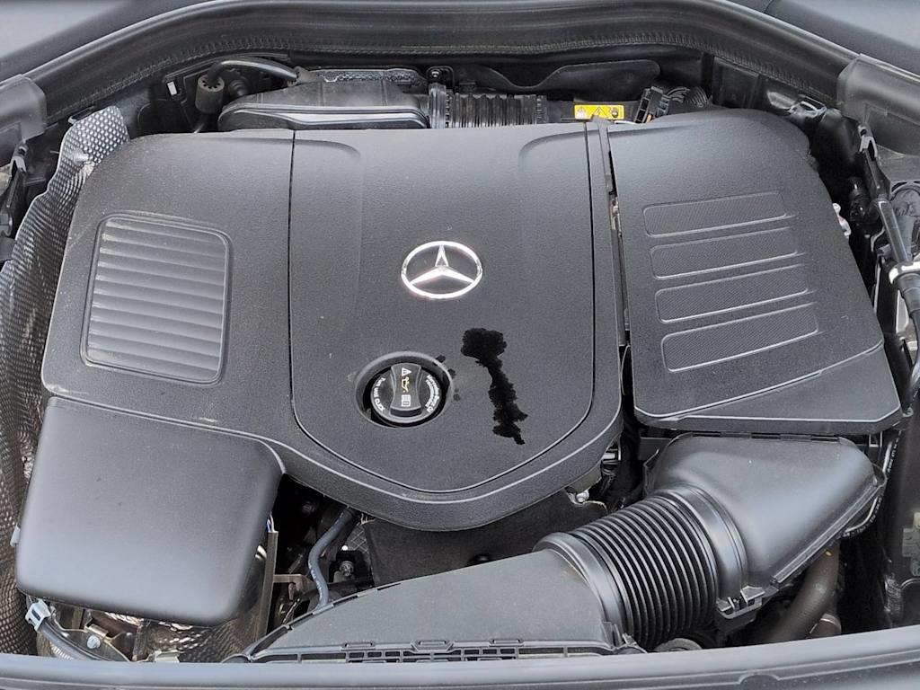 Thumbnail: 2023 Mercedes-Benz GLC - 26