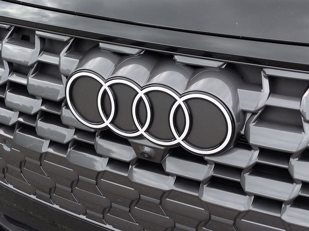 Thumbnail: 2025 Audi Q5 - 5