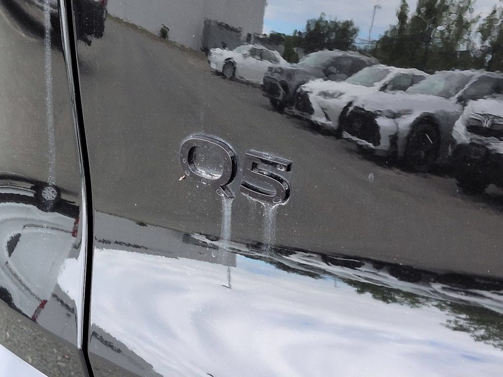 Thumbnail: 2025 Audi Q5 - 26