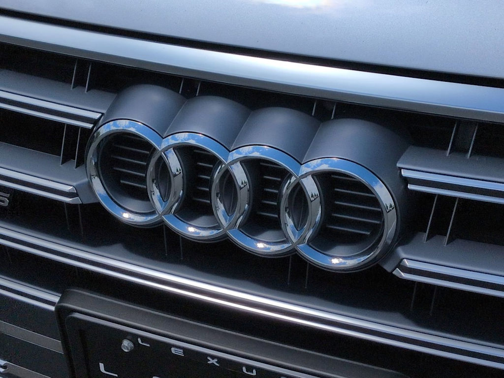 Thumbnail: 2019 Audi SQ5 - 7