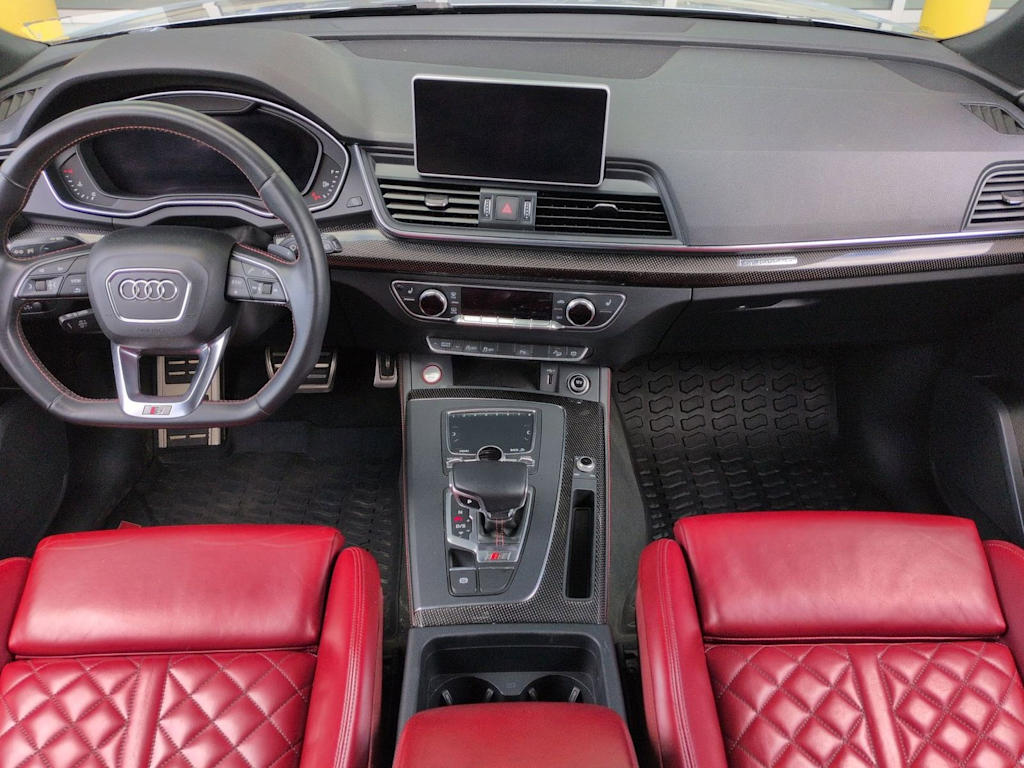 Thumbnail: 2019 Audi SQ5 - 10
