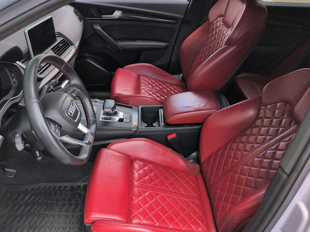 Thumbnail: 2019 Audi SQ5 - 11