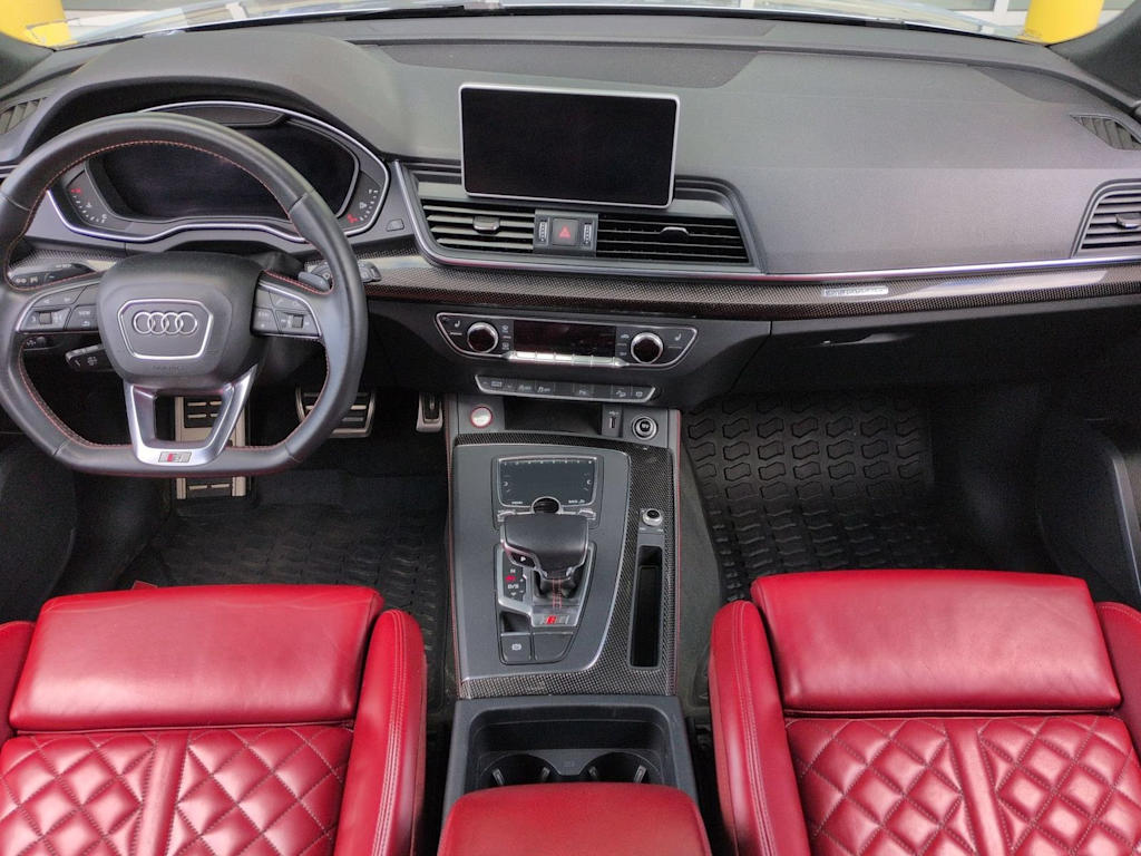 Thumbnail: 2019 Audi SQ5 - 10