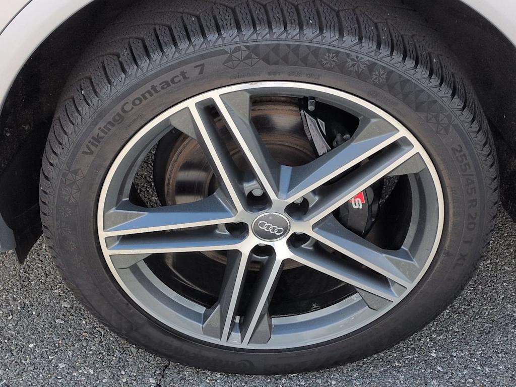 Thumbnail: 2019 Audi SQ5 - 8