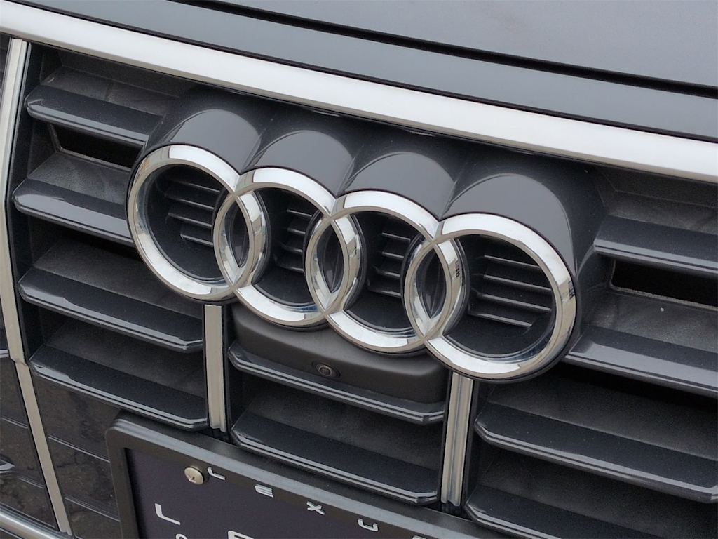 Thumbnail: 2021 Audi Q5 - 7