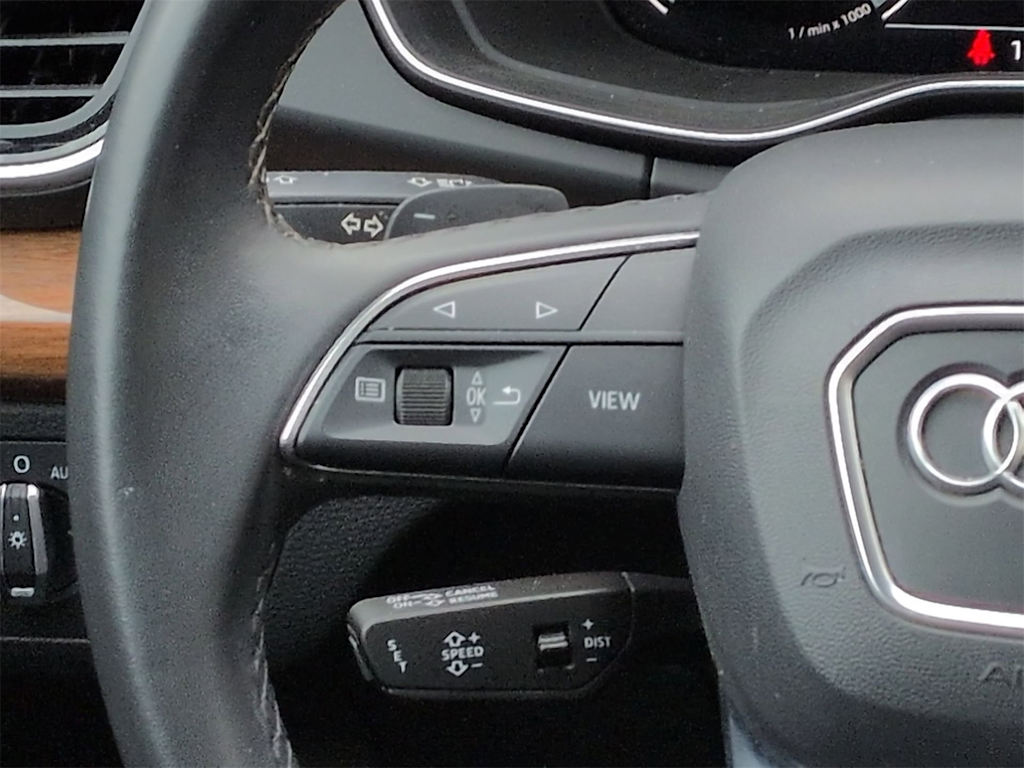 Thumbnail: 2021 Audi Q5 - 33