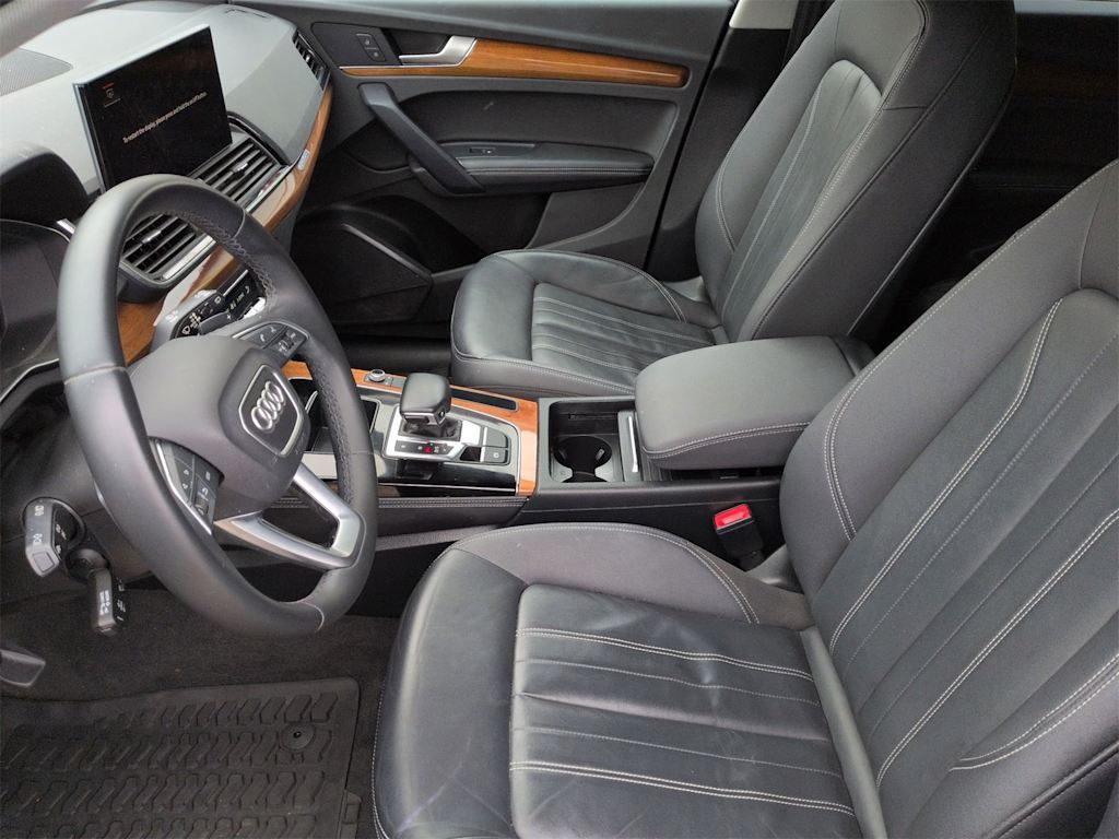 Thumbnail: 2021 Audi Q5 - 11