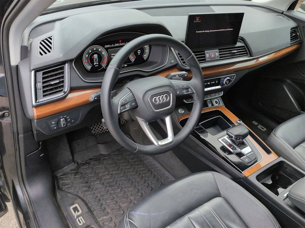 Thumbnail: 2021 Audi Q5 - 2