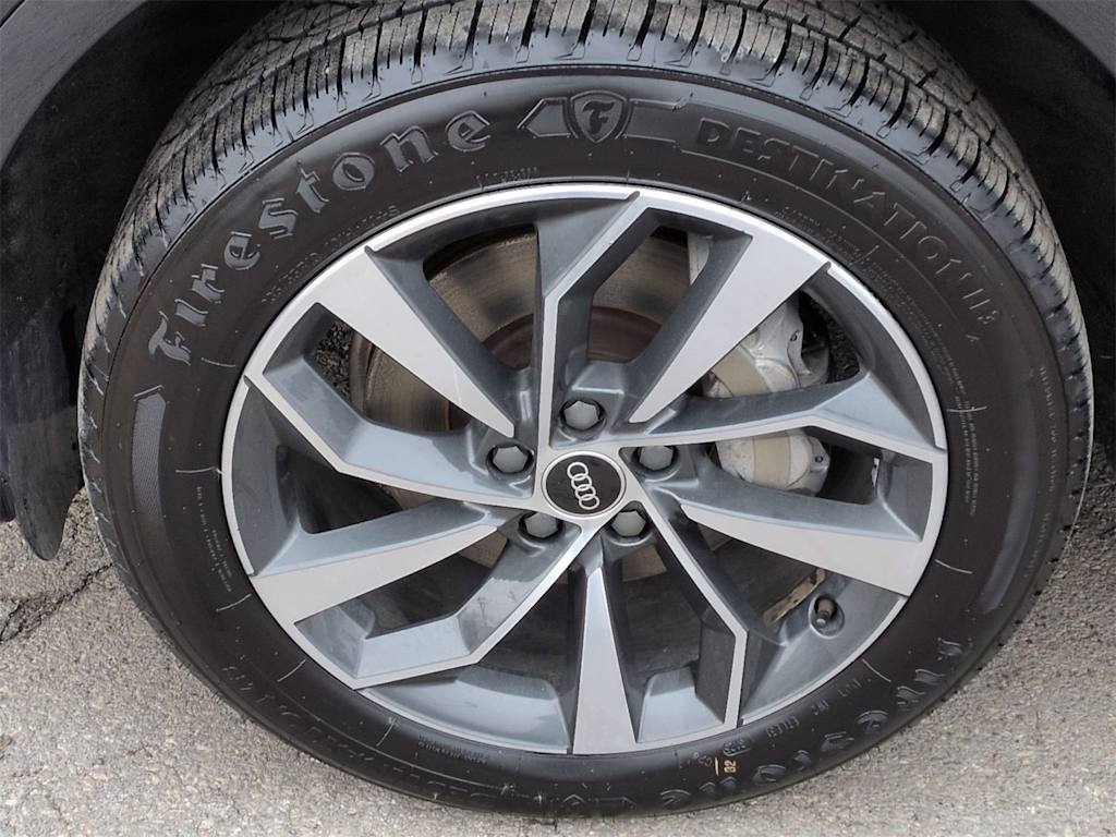 Thumbnail: 2021 Audi Q5 - 8