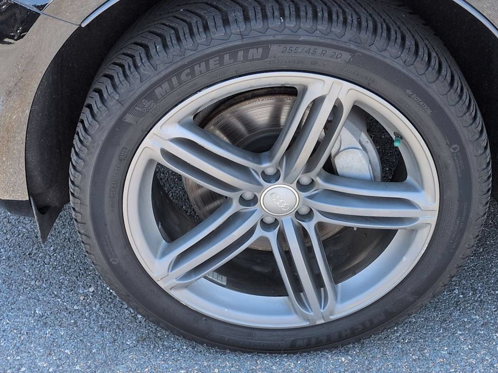 Thumbnail: 2014 Audi Q5 - 8