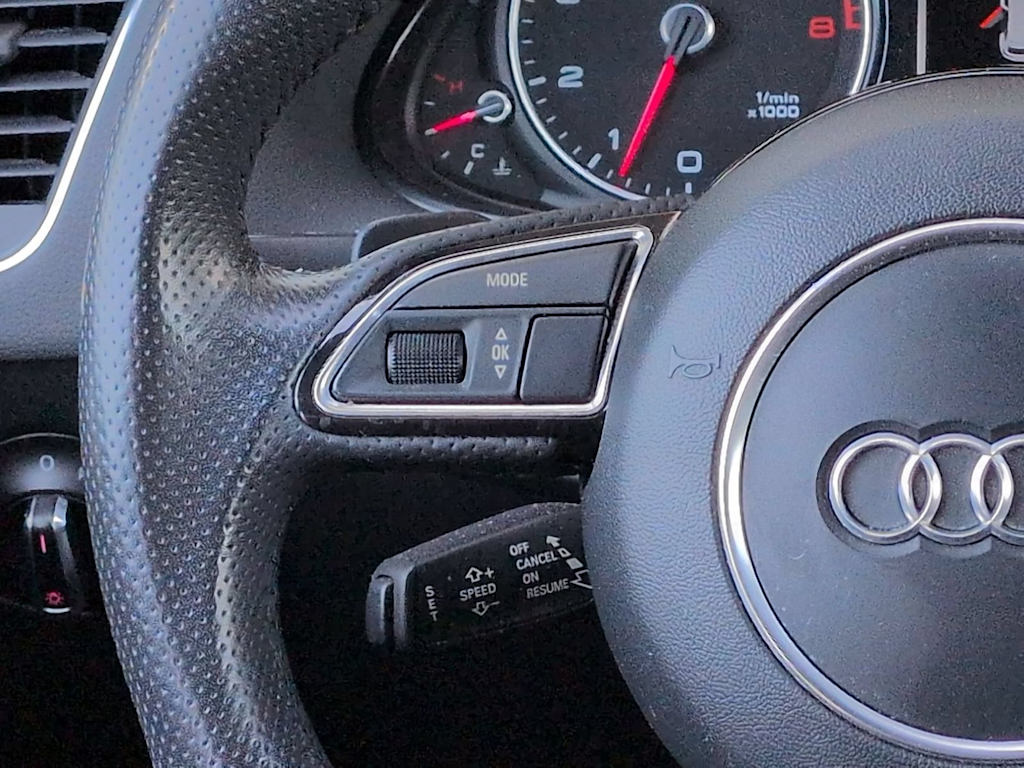 Thumbnail: 2014 Audi Q5 - 33