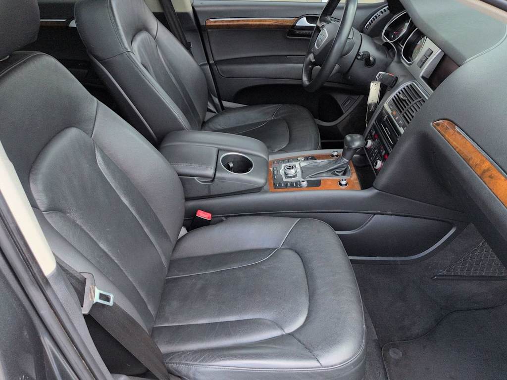 Thumbnail: 2015 Audi Q7 - 32
