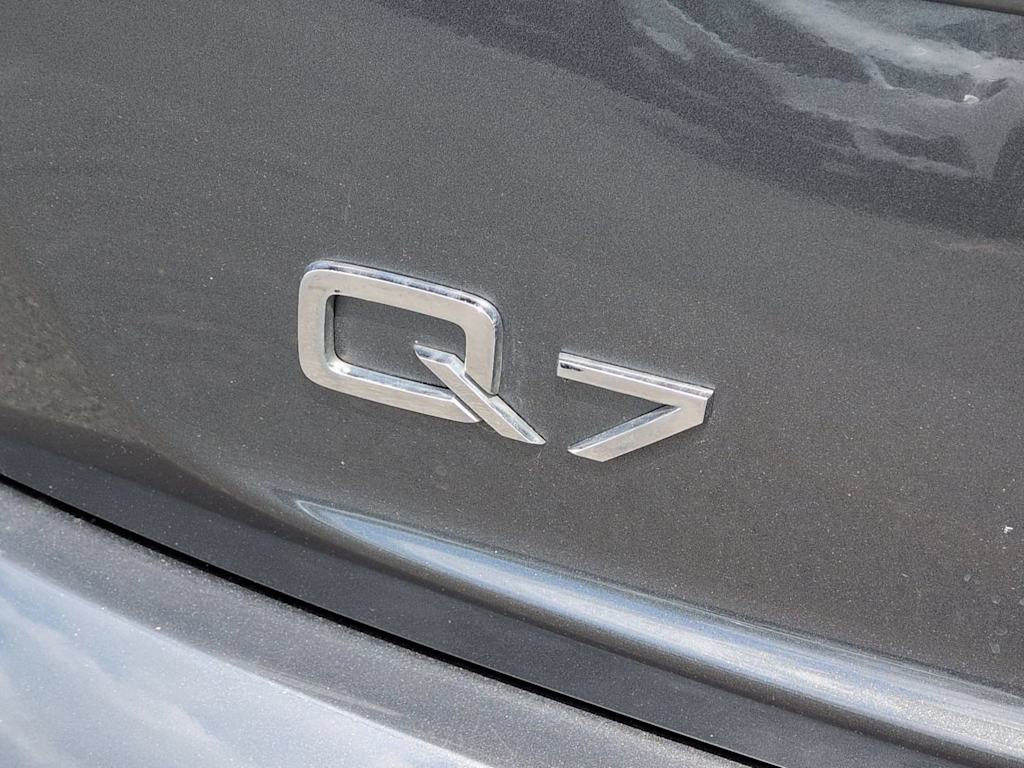 Thumbnail: 2015 Audi Q7 - 27