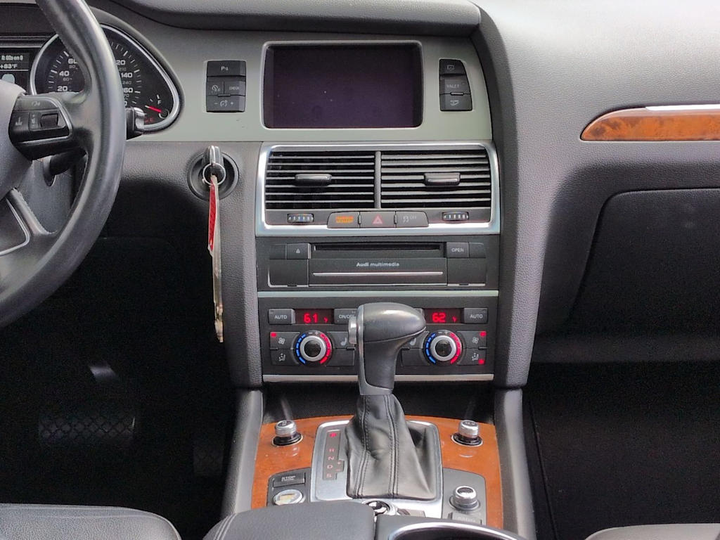 Thumbnail: 2015 Audi Q7 - 15