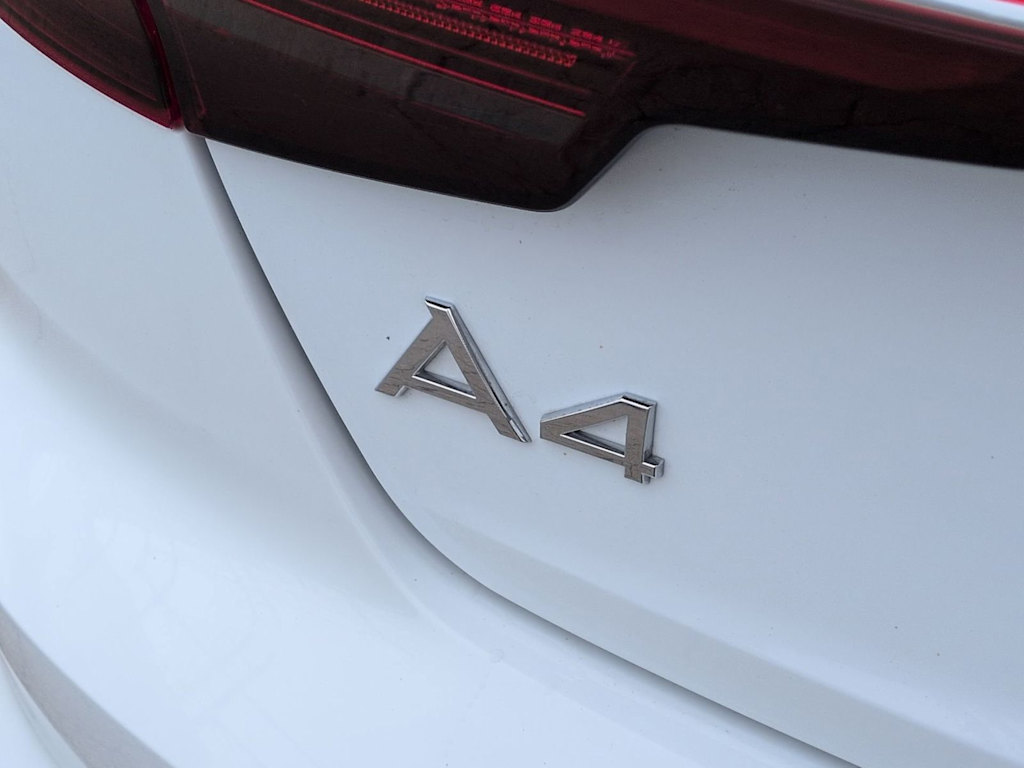 Thumbnail: 2023 Audi A4 - 27