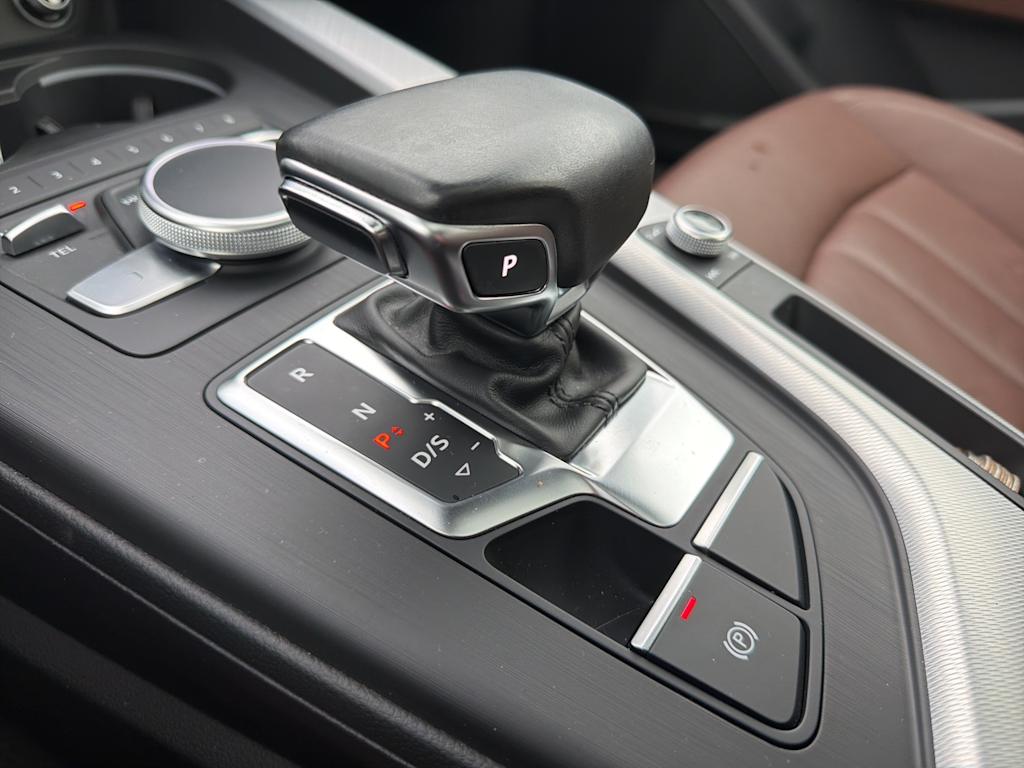 Thumbnail: 2017 Audi A4 - 9