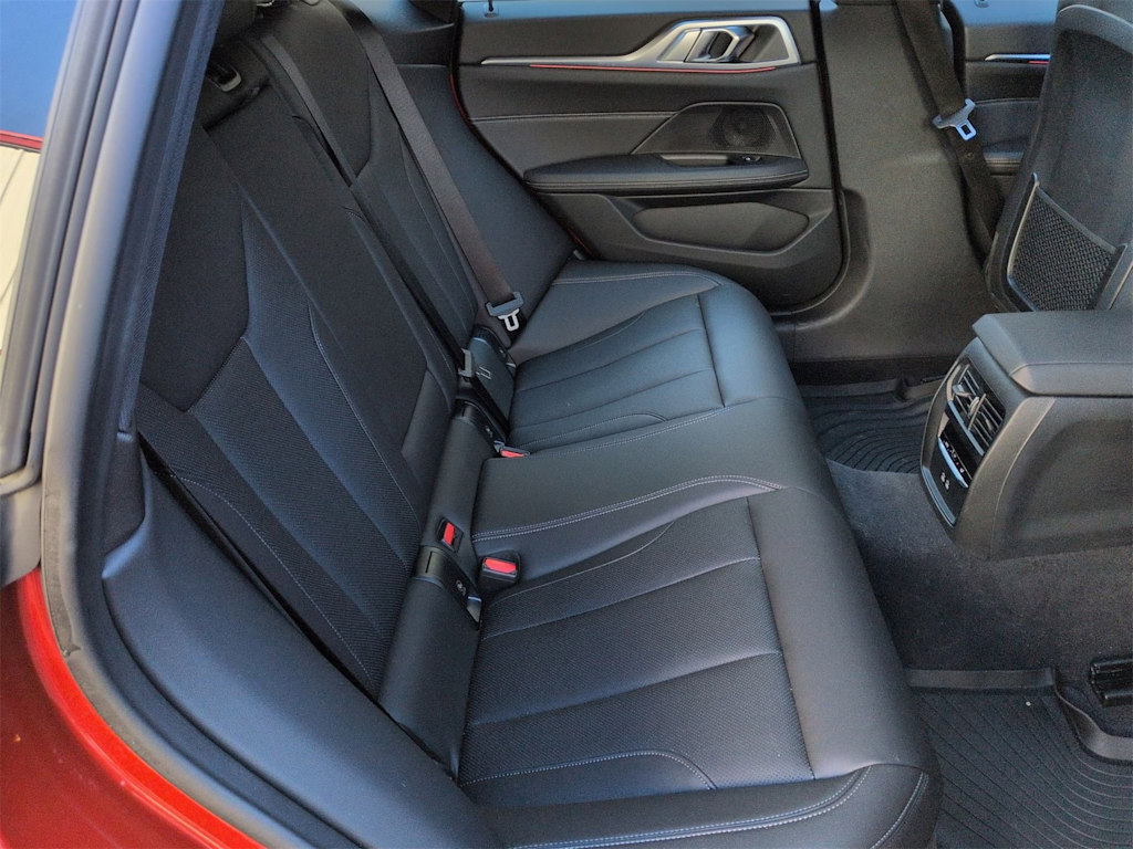 Thumbnail: 2022 BMW 4 Series - 29