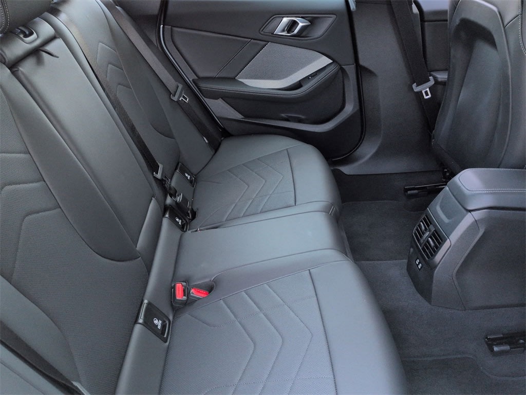 Thumbnail: 2025 BMW 2 Series - 28