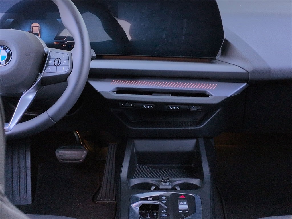 Thumbnail: 2025 BMW 2 Series - 16