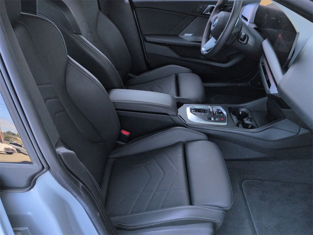 Thumbnail: 2025 BMW 2 Series - 12