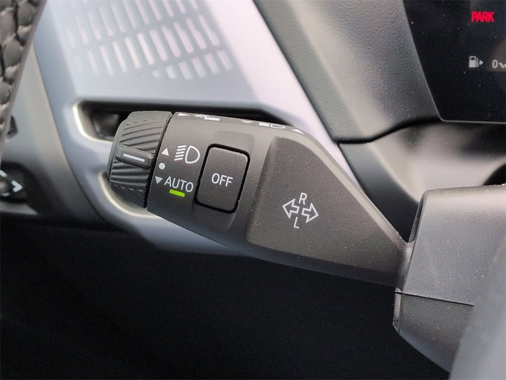 Thumbnail: 2025 BMW 2 Series - 32