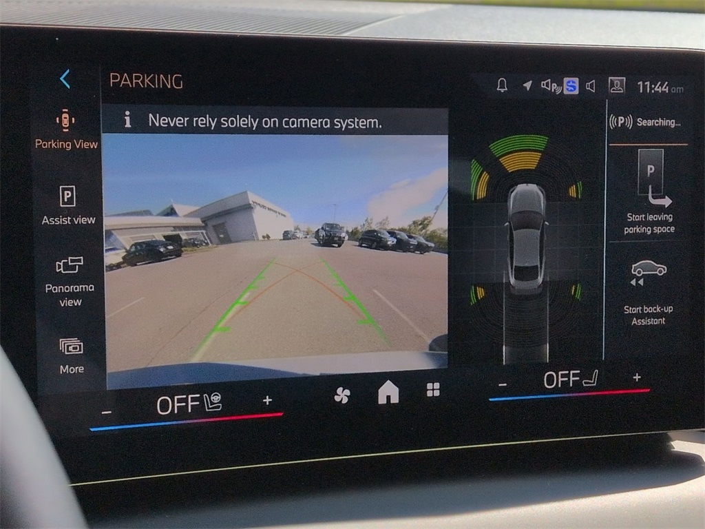 Thumbnail: 2025 BMW 2 Series - 15