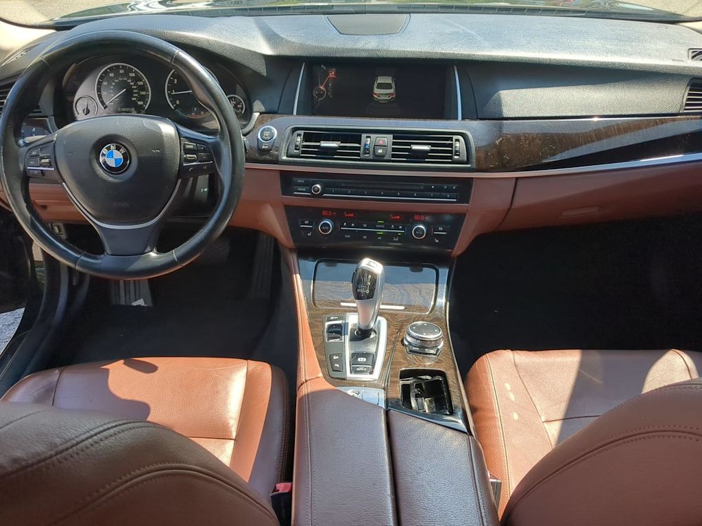 Thumbnail: 2015 BMW 5 Series - 10