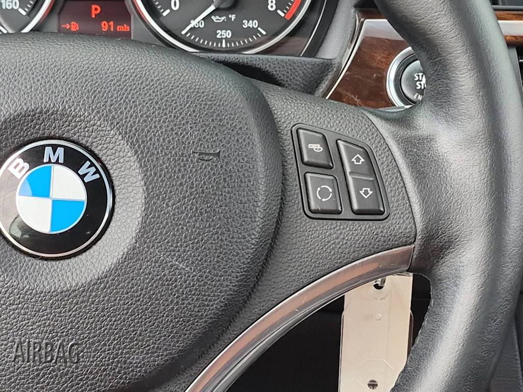 Thumbnail: 2013 BMW 3 Series - 31