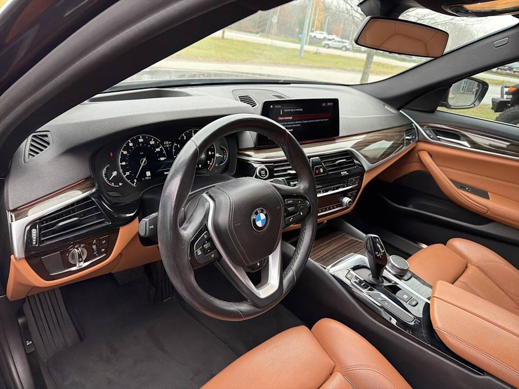 Thumbnail: 2019 BMW 5 Series - 5