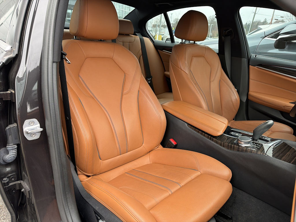 Thumbnail: 2019 BMW 5 Series - 18