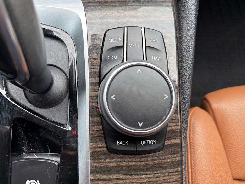 Thumbnail: 2019 BMW 5 Series - 11