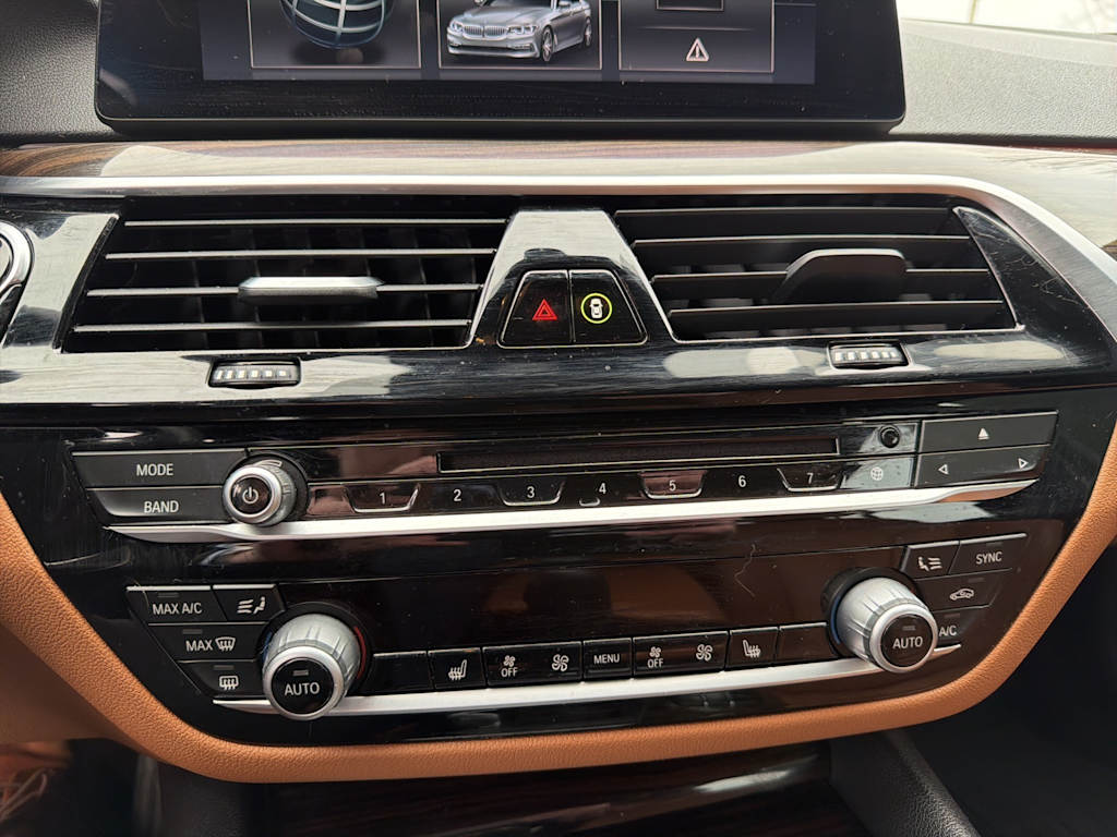 Thumbnail: 2019 BMW 5 Series - 13