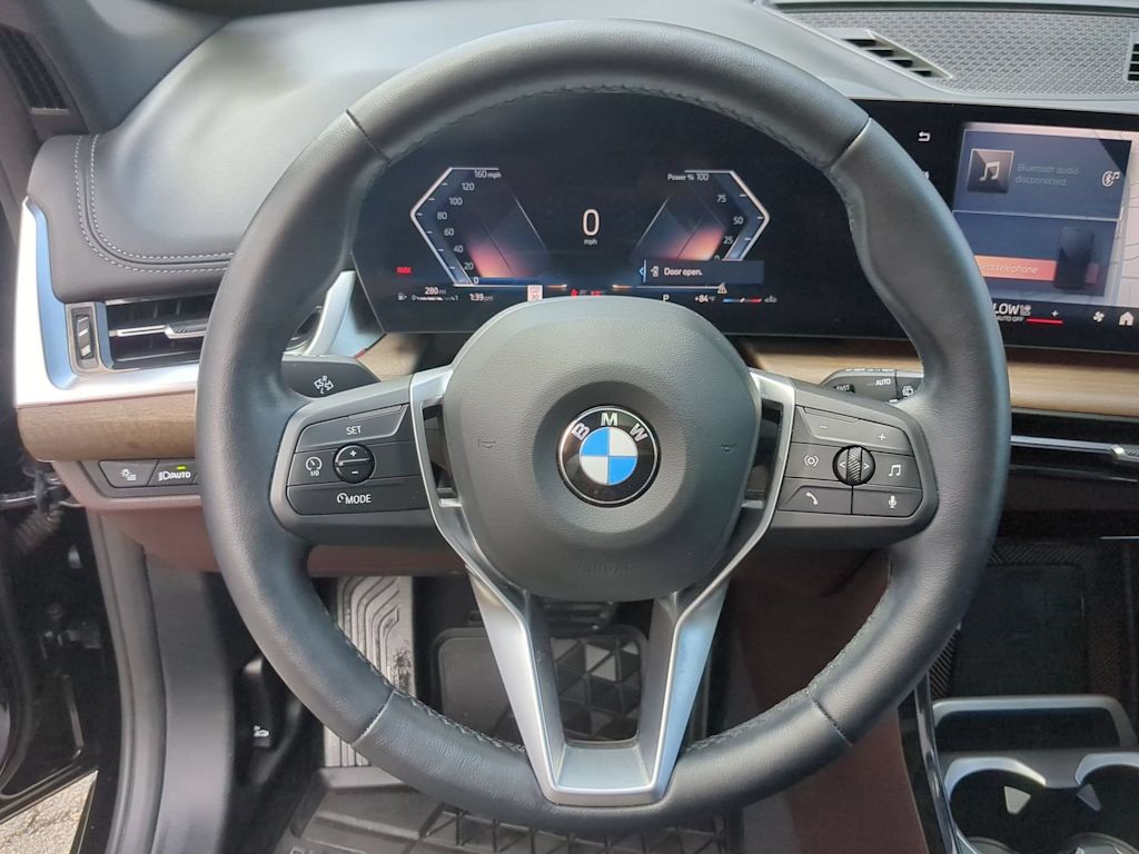 Thumbnail: 2025 BMW X1 - 13