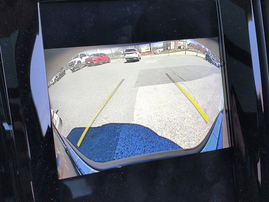 Thumbnail: 2018 Volvo V90 - 36