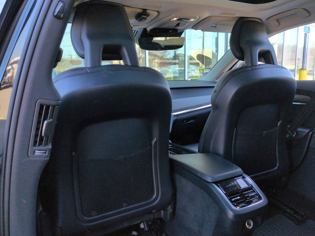 Thumbnail: 2018 Volvo V90 - 13