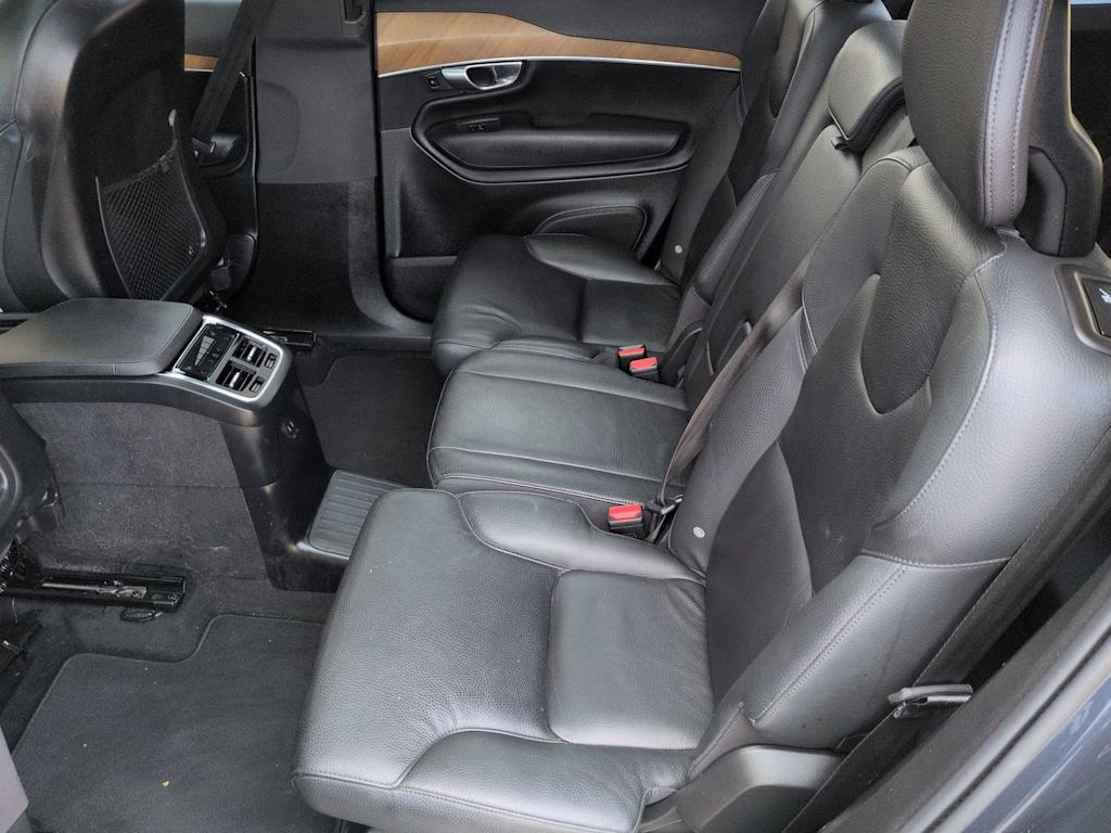 Thumbnail: 2022 Volvo XC90 - 29