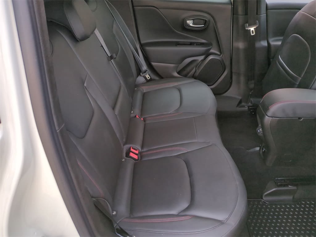 Thumbnail: 2021 Jeep Renegade - 28