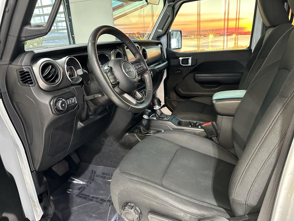 Thumbnail: 2021 Jeep Wrangler - 11