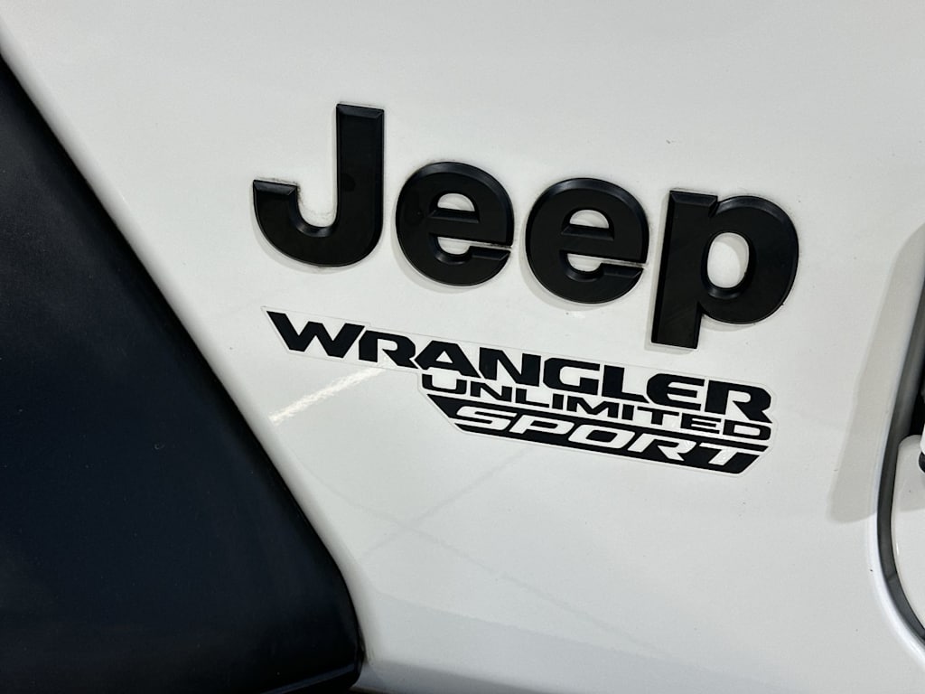 Thumbnail: 2021 Jeep Wrangler - 7