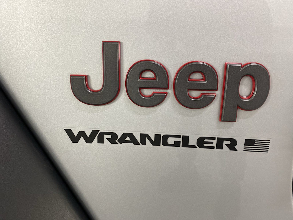 2023 Jeep Wrangler Unlimited Rubicon 7